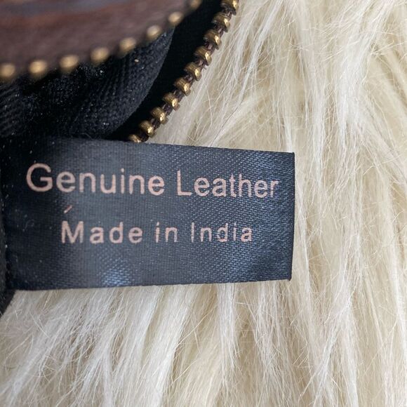 Harbour 2nd: Brown Leather Crossbody Adjustable Strap Bag - Gently Used - Picture 7 of 15